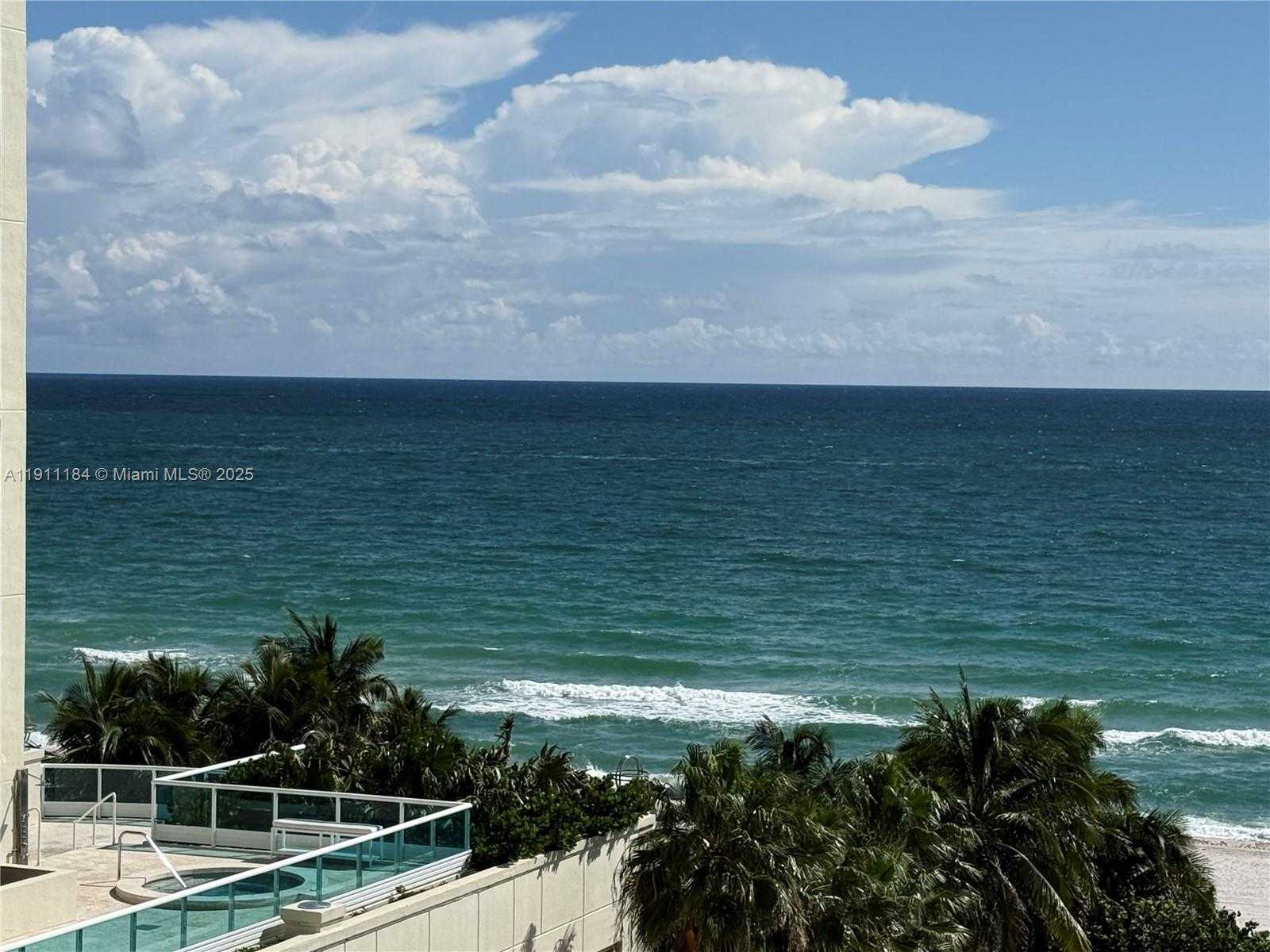 Small Image of 5005 COLLINS AVE #823, Miami Beach Number 33
