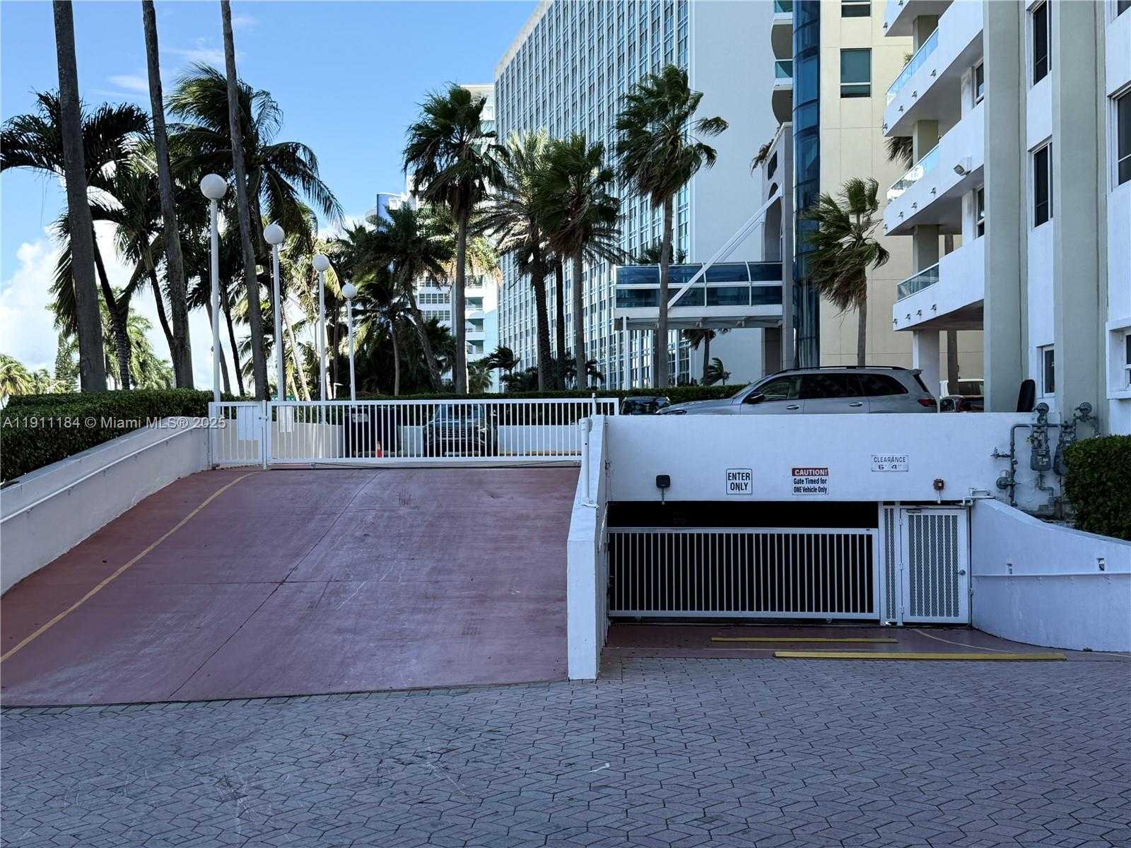Small Image of 5005 COLLINS AVE #823, Miami Beach Number 5