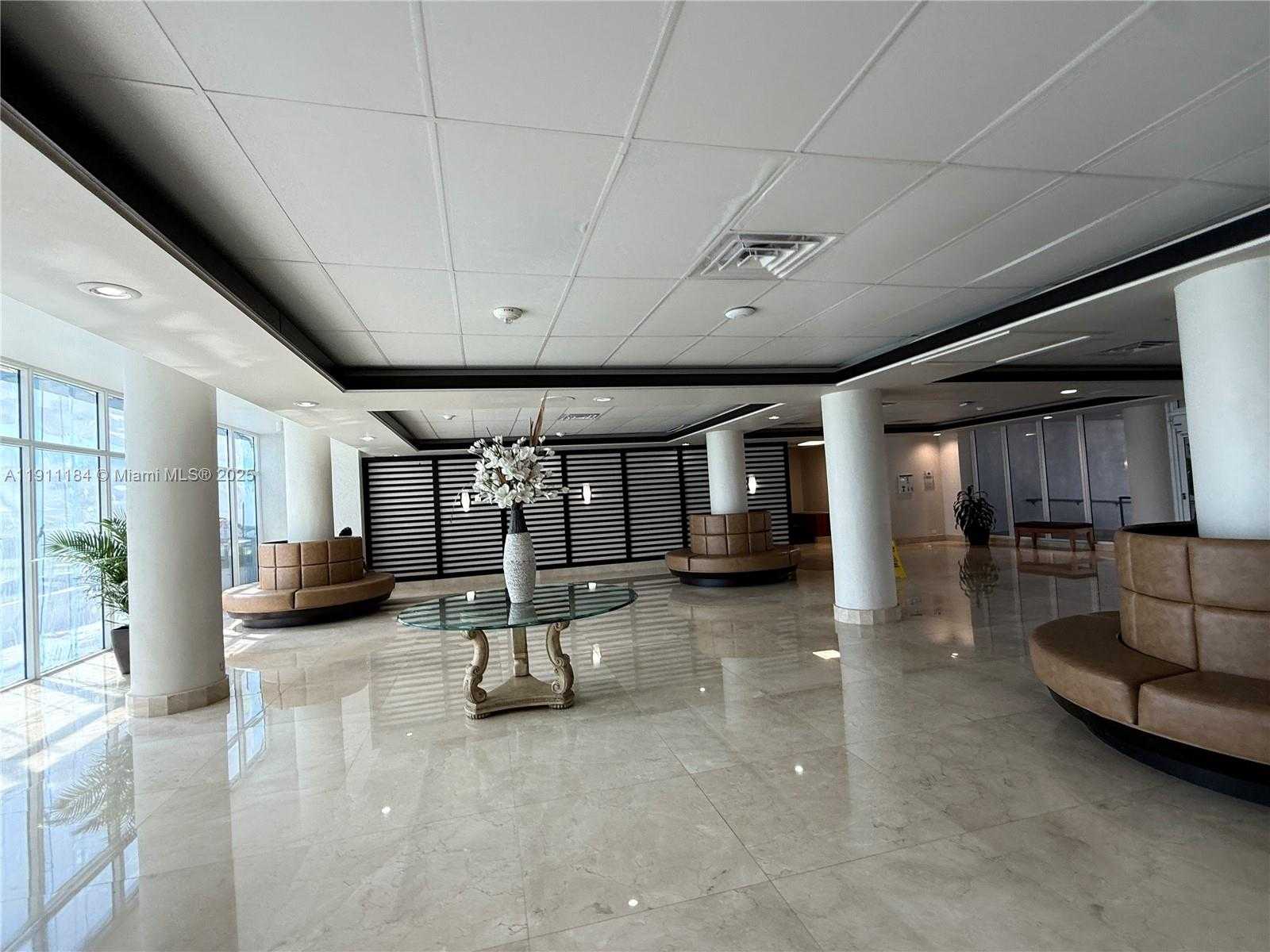 Small Image of 5005 COLLINS AVE #823, Miami Beach Number 7