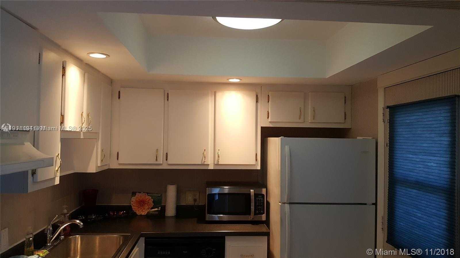 Small Image of 3401 NORTH COUNTRY CLUB DR #412, Aventura Number 28