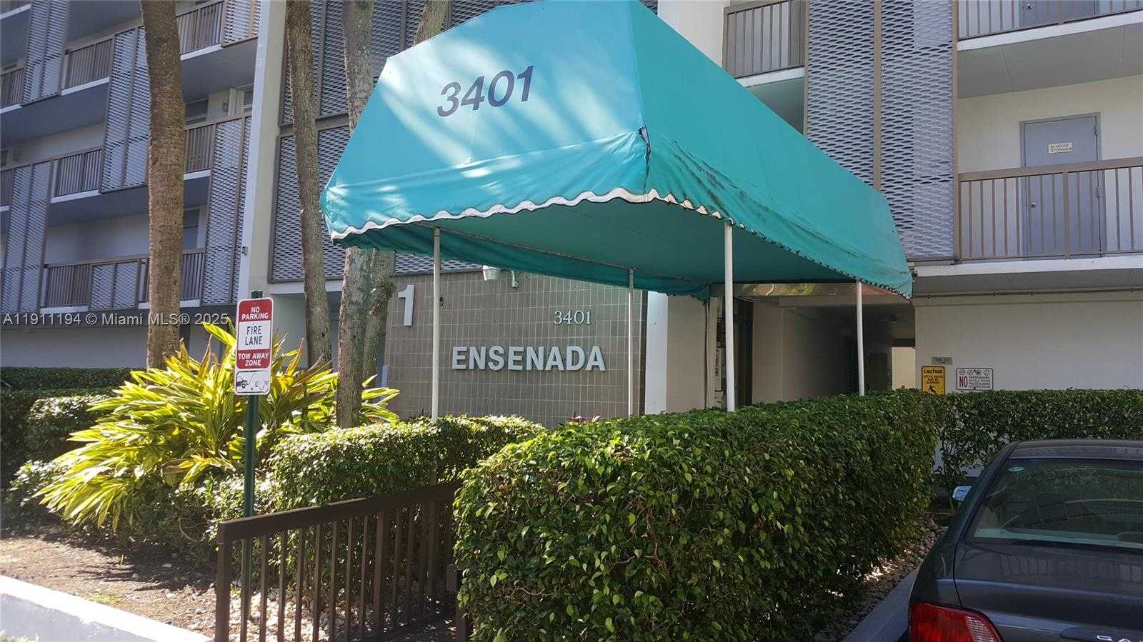 Small Image of 3401 NORTH COUNTRY CLUB DR #412, Aventura Number 3