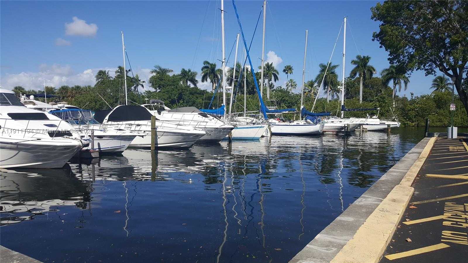 Small Image of 3401 NORTH COUNTRY CLUB DR #412, Aventura Number 9