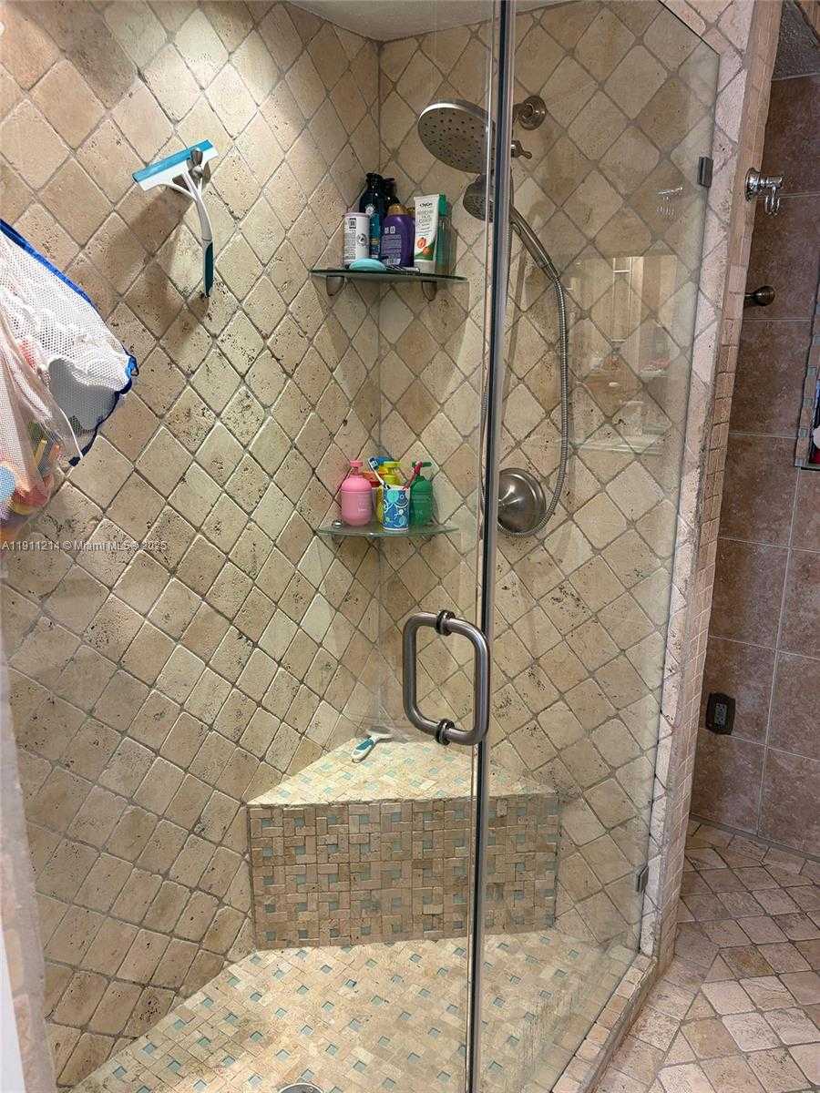 Small Image of 3690 NORTH EAST 167TH ST #34, North Miami Beach Number 11