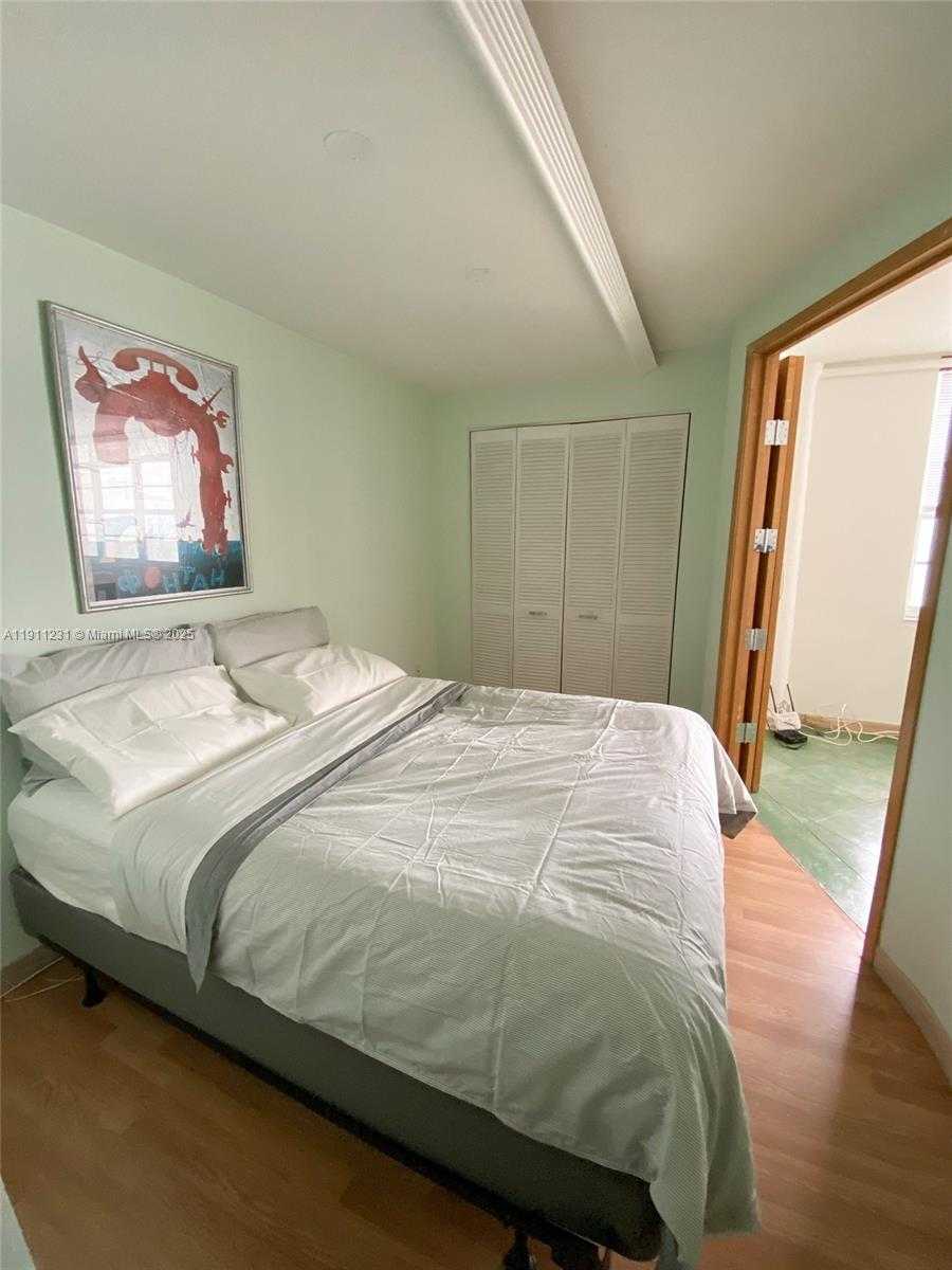 Small Image of 100 LINCOLN RD #1515, Miami Beach Number 23