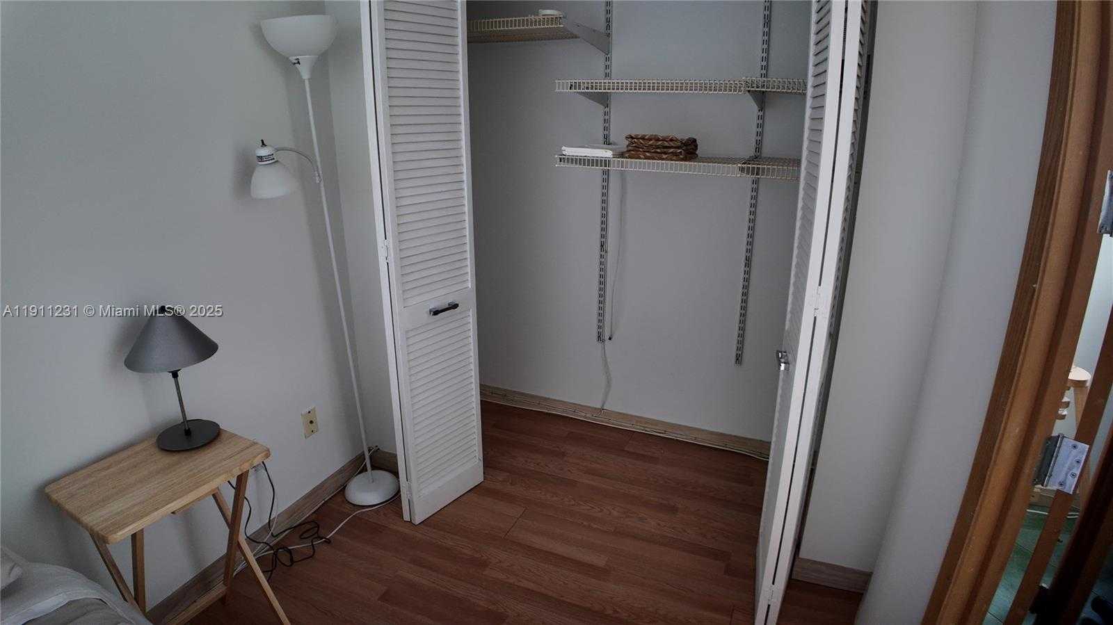 Small Image of 100 LINCOLN RD #1515, Miami Beach Number 24