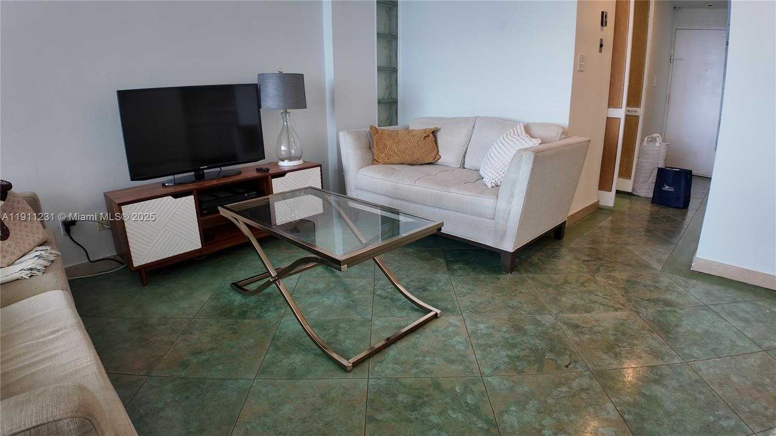 Small Image of 100 LINCOLN RD #1515, Miami Beach Number 6