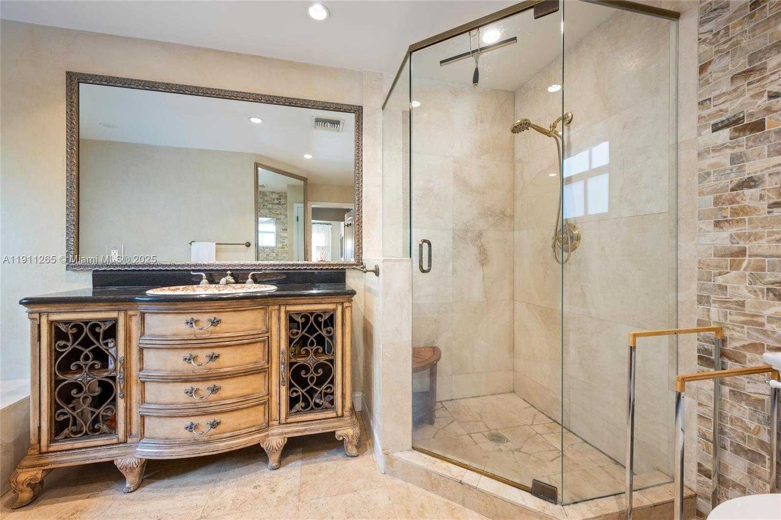 Small Image of 3308 NORTH EAST 16TH PLACE, Fort Lauderdale Number 18