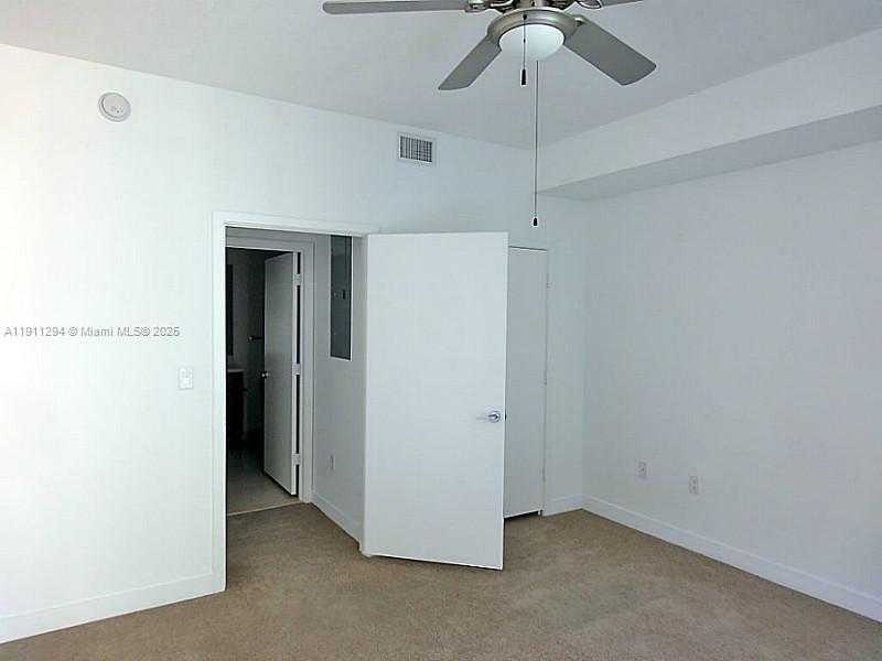 Small Image of 1111 SOUTH WEST 1 AV #1123-N, Miami Number 13