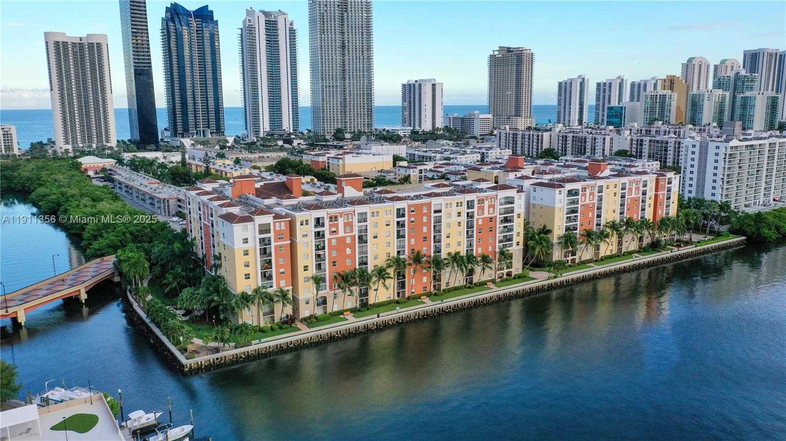 Imagen de Pequeño Objeto