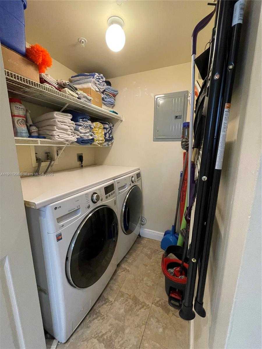 Imagen de Pequeño Objeto