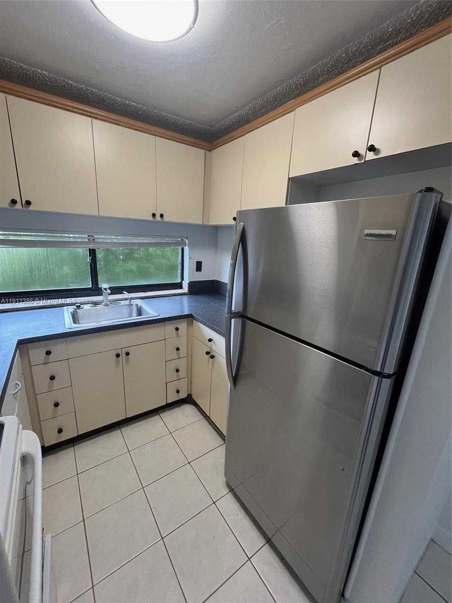 Imagen de Pequeño Objeto