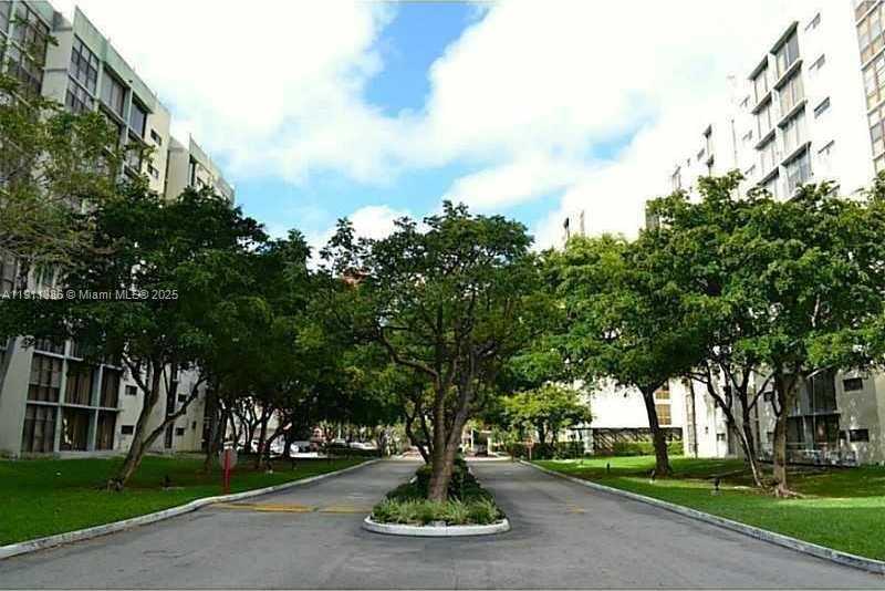 Imagen de Pequeño Objeto