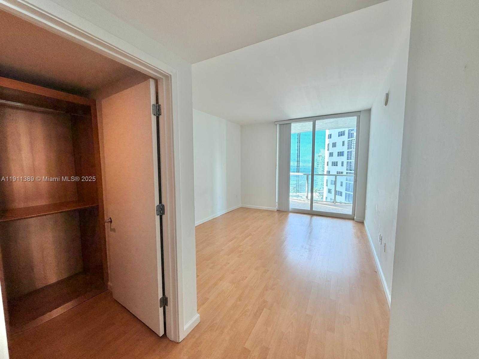 Small Image of 218 SOUTH EAST 14TH ST #2102, Miami Number 7