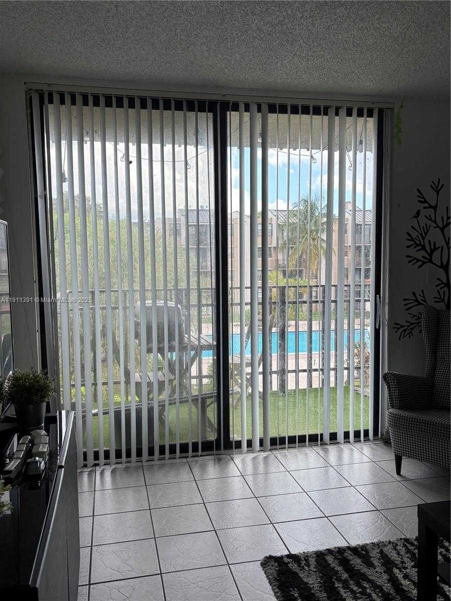 Small Image of 3561 SOUTH WEST 117TH AVE #7-305, Miami Number 20