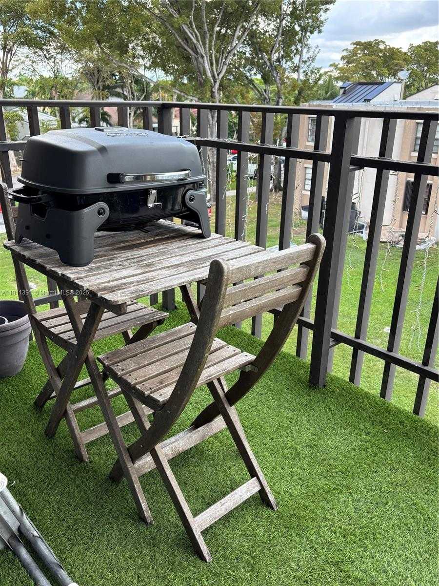 Small Image of 3561 SOUTH WEST 117TH AVE #7-305, Miami Number 21