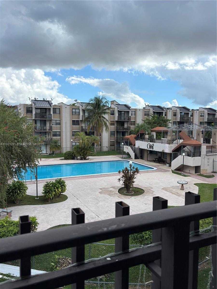 Small Image of 3561 SOUTH WEST 117TH AVE #7-305, Miami Number 23