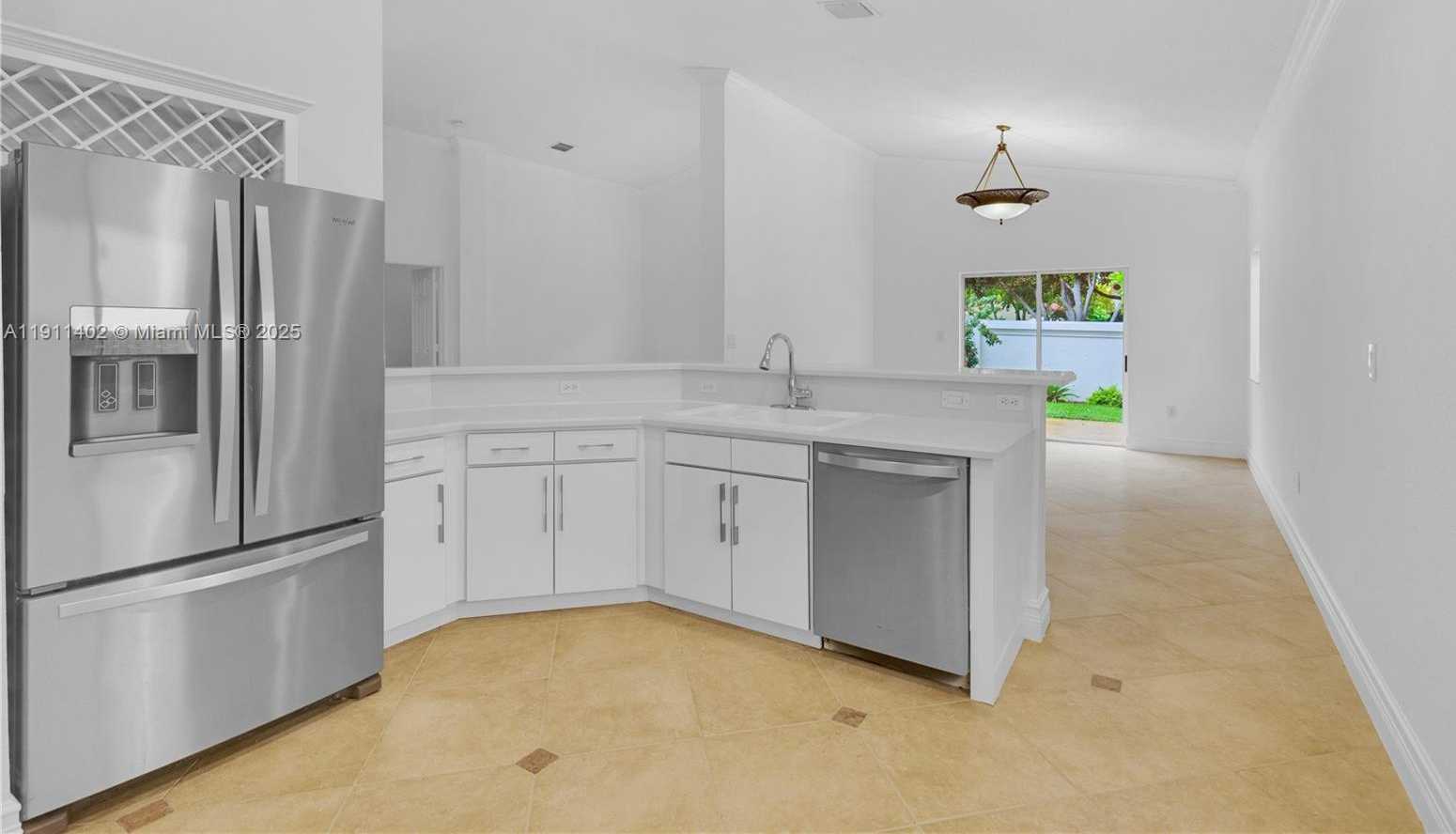 Small Image of 5334 NORTH WEST 111TH CT, Doral Number 25