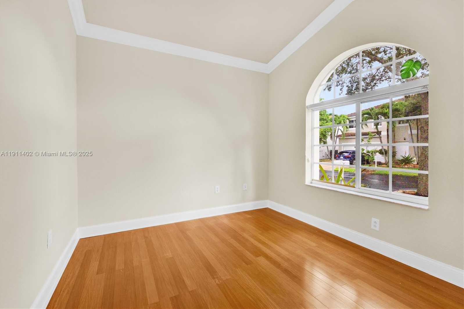 Small Image of 5334 NORTH WEST 111TH CT, Doral Number 6