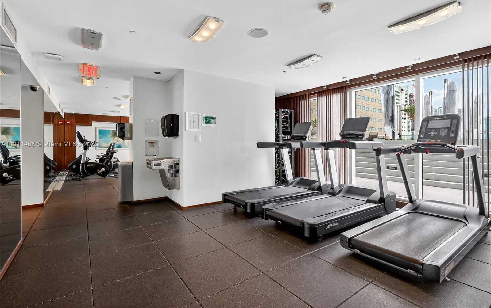 Small Image of 325 SOUTH BISCAYNE BLVD #3916, Miami Number 20