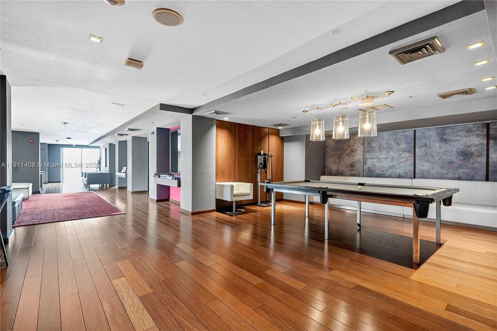 Small Image of 325 SOUTH BISCAYNE BLVD #3916, Miami Number 25