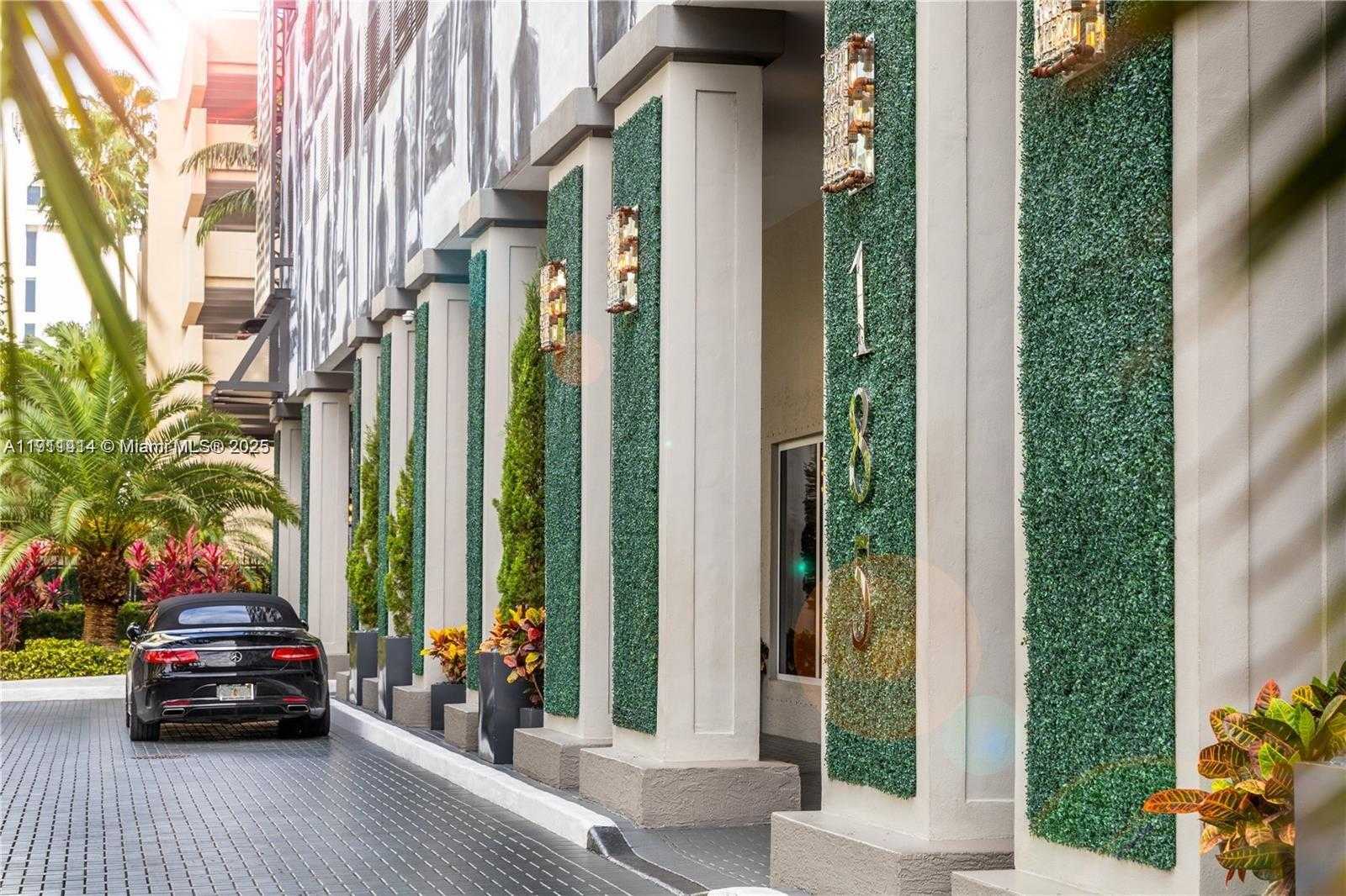 Small Image of 185 SOUTH EAST 14TH TER #712, Miami Number 9