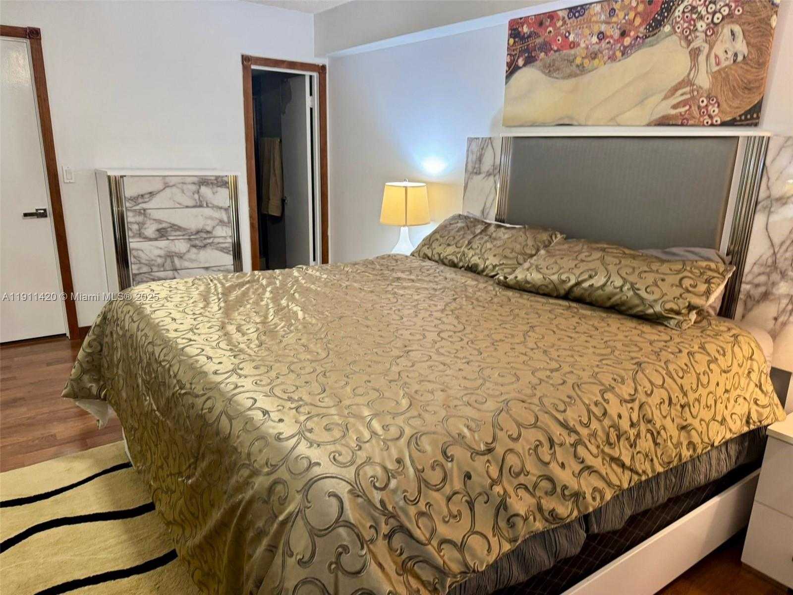 Small Image of 201 180TH DR #114, Sunny Isles Beach Number 14