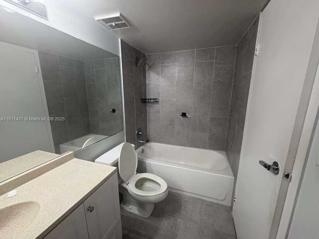 Small Image of 7601 EAST TREASURE DR #2317, North Bay Village Number 26