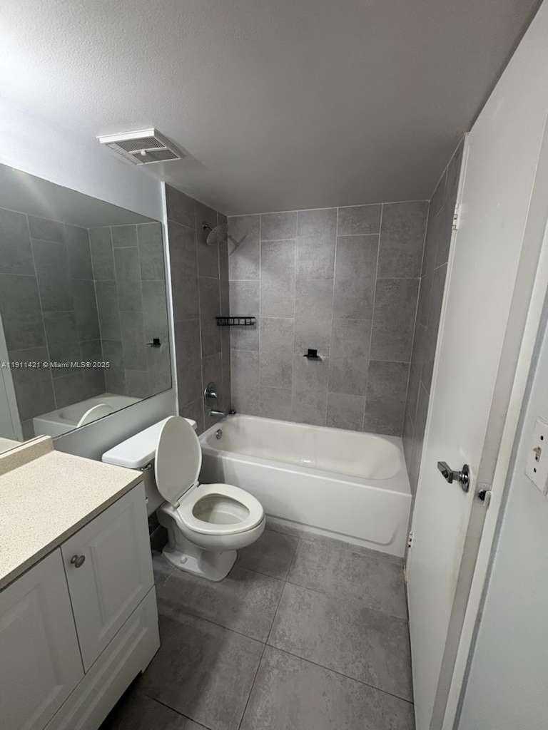 Small Image of 7601 EAST TREASURE DR #2317, North Bay Village Number 28