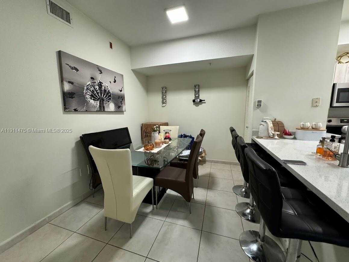 Small Image of 7350 NORTH WEST 114TH AVE #308, Doral Number 4