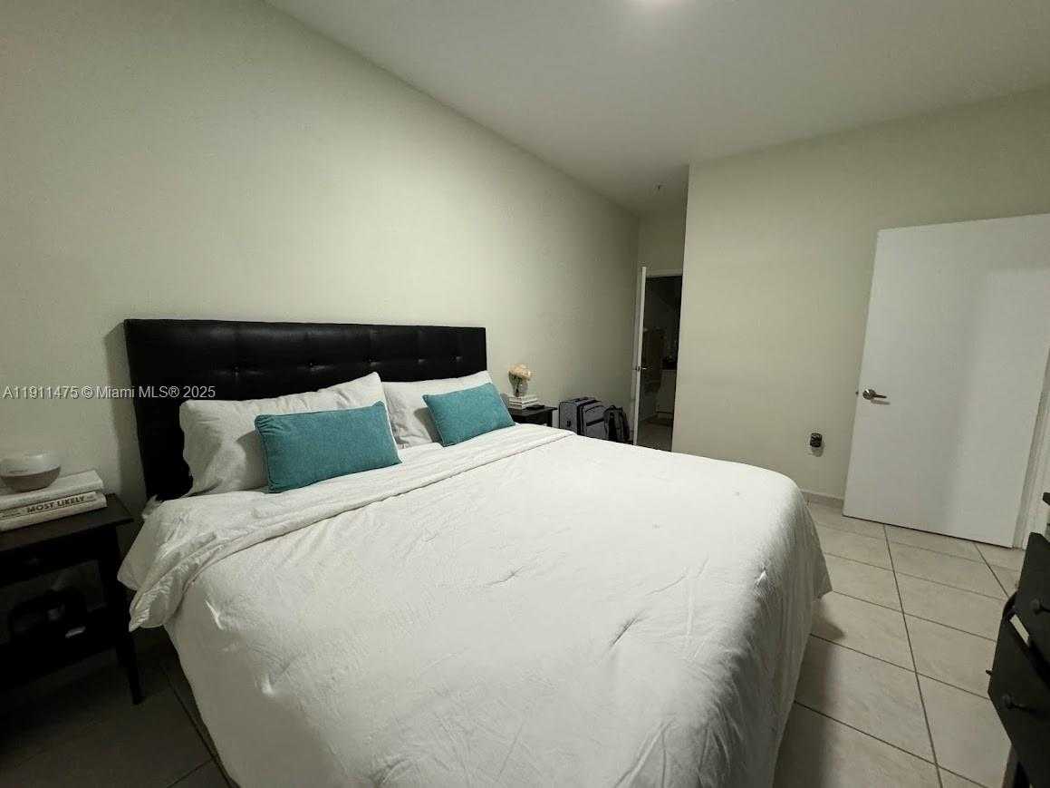 Small Image of 7350 NORTH WEST 114TH AVE #308, Doral Number 8