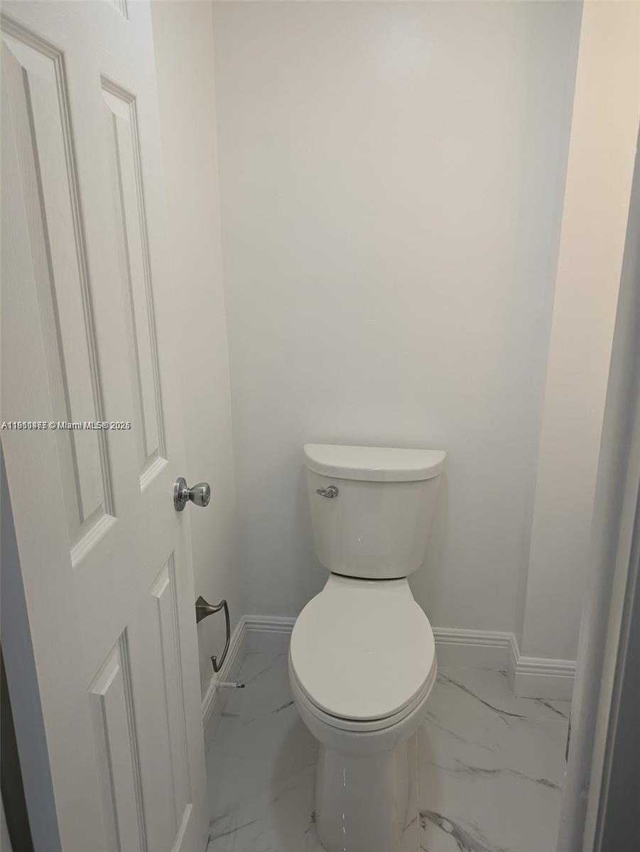 Small Image of 3550 NORTH EAST 169TH ST #403, North Miami Beach Number 10