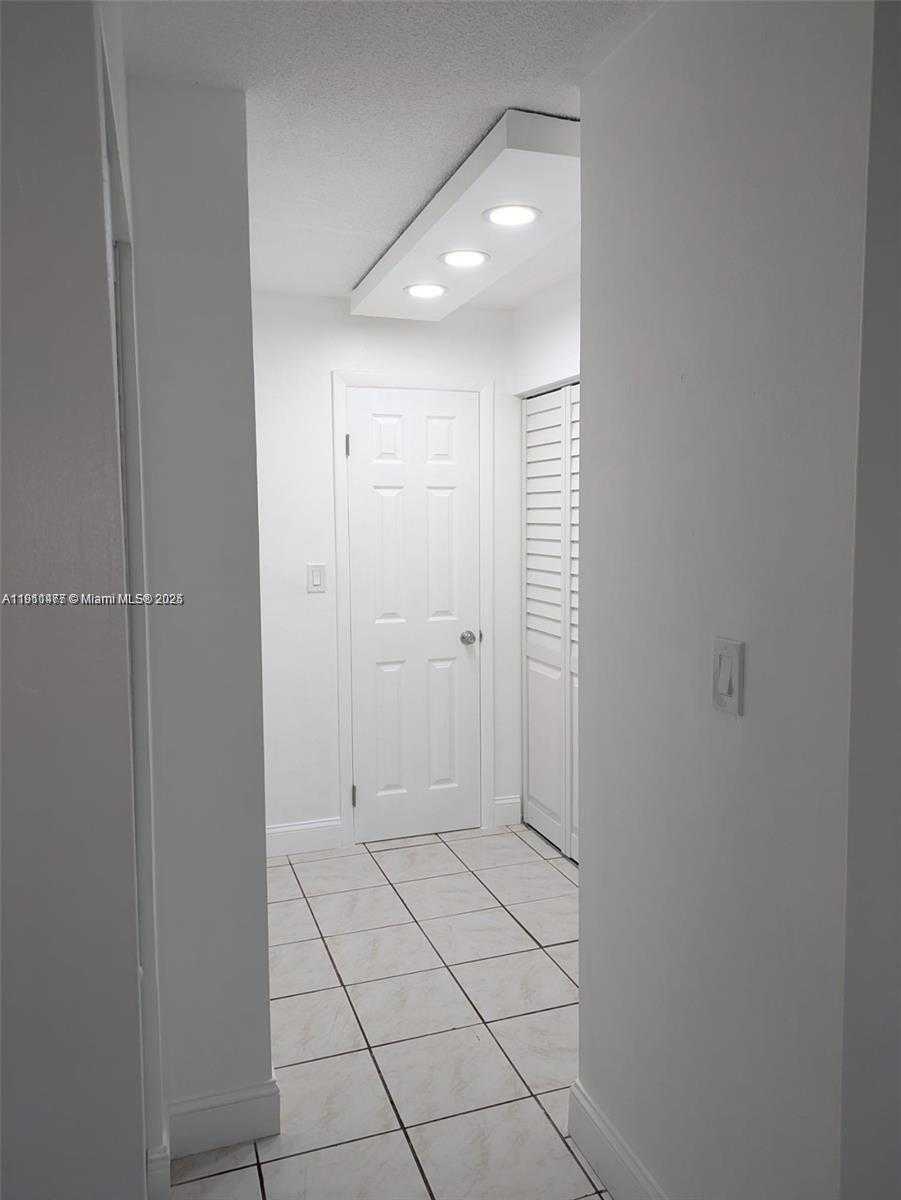 Small Image of 3550 NORTH EAST 169TH ST #403, North Miami Beach Number 7