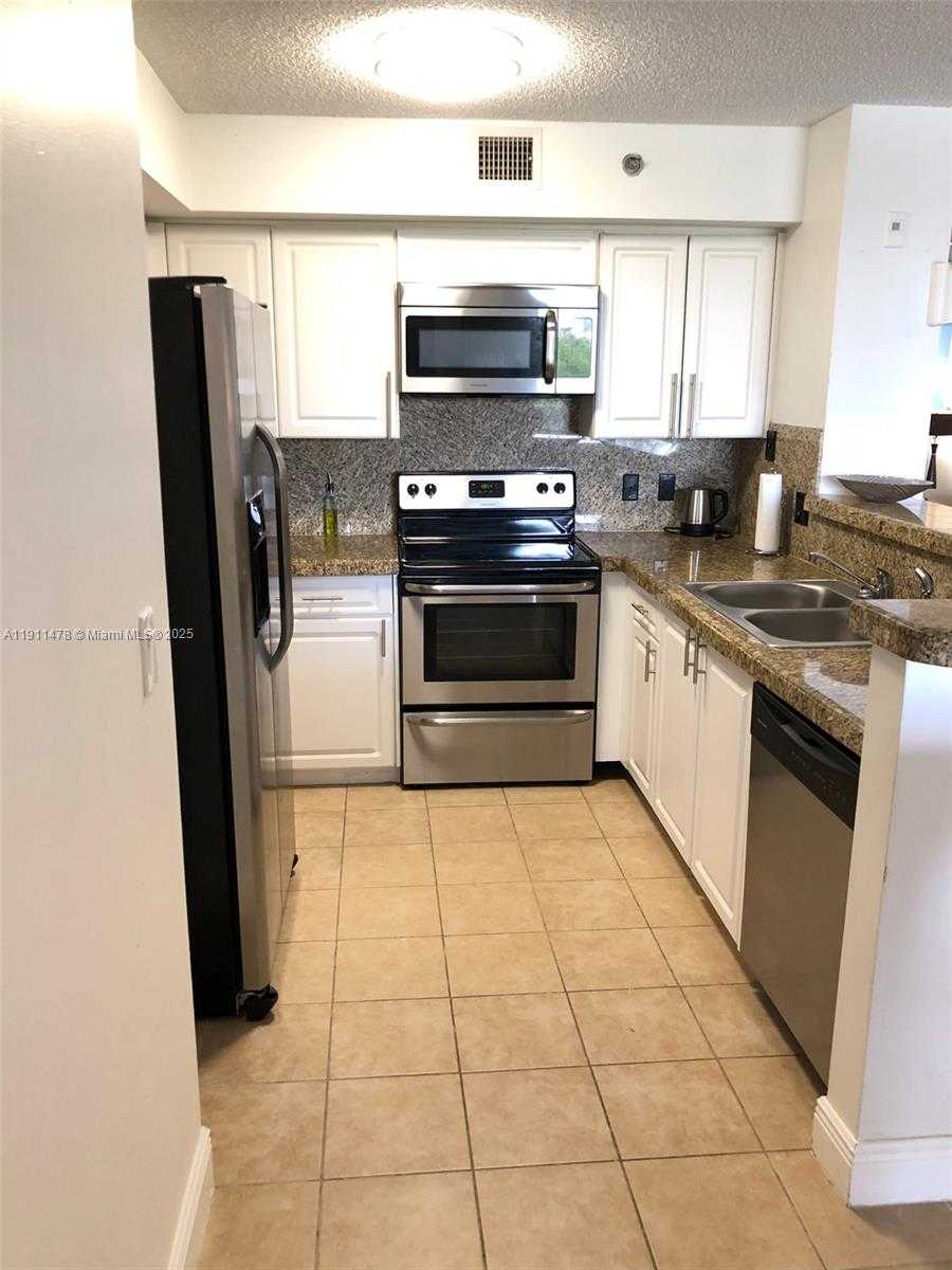 Small Image of 19655 EAST COUNTRY CLUB DR #6405, Aventura Number 16