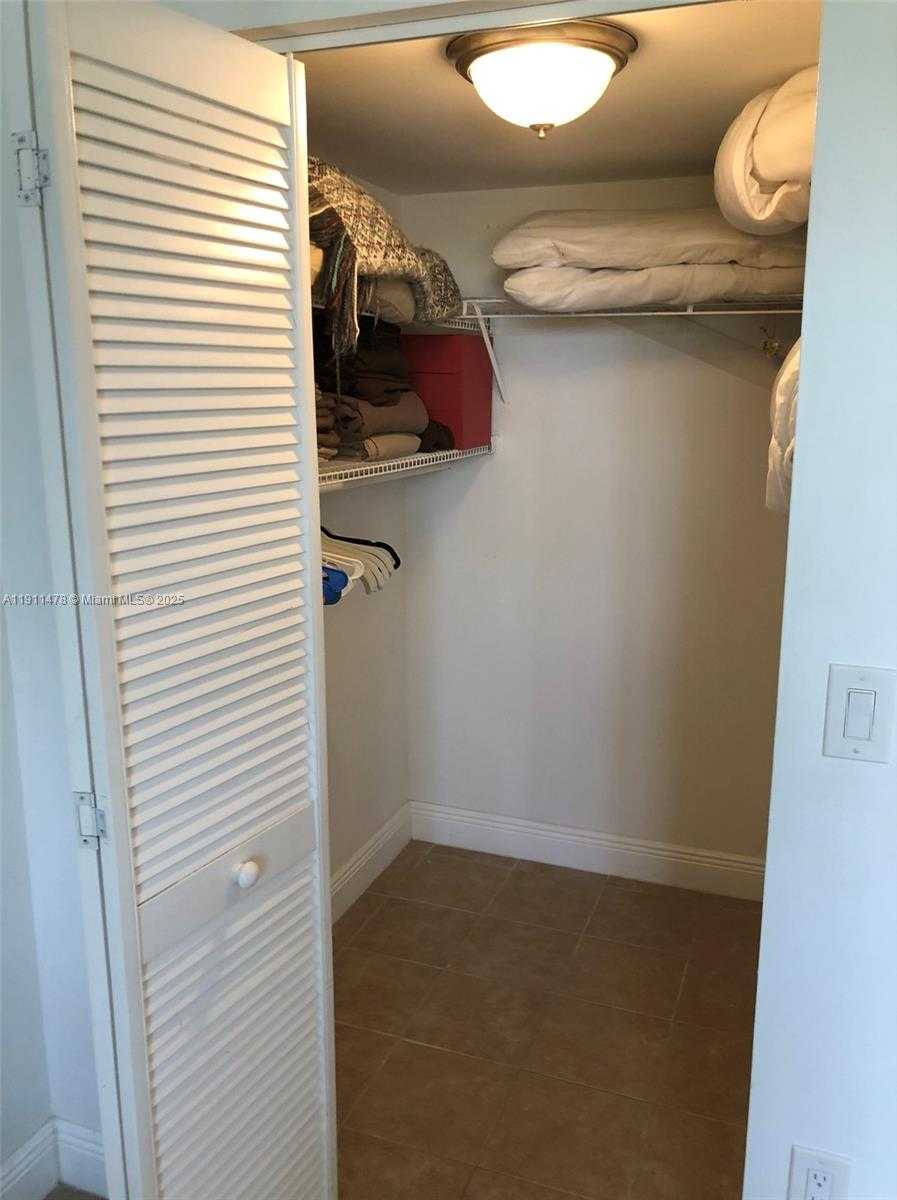 Small Image of 19655 EAST COUNTRY CLUB DR #6405, Aventura Number 20