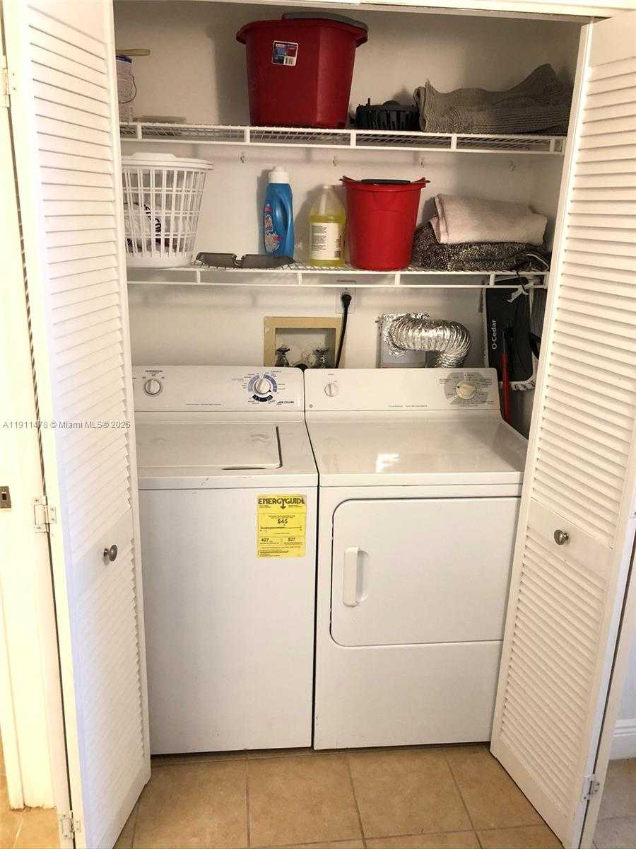 Small Image of 19655 EAST COUNTRY CLUB DR #6405, Aventura Number 26