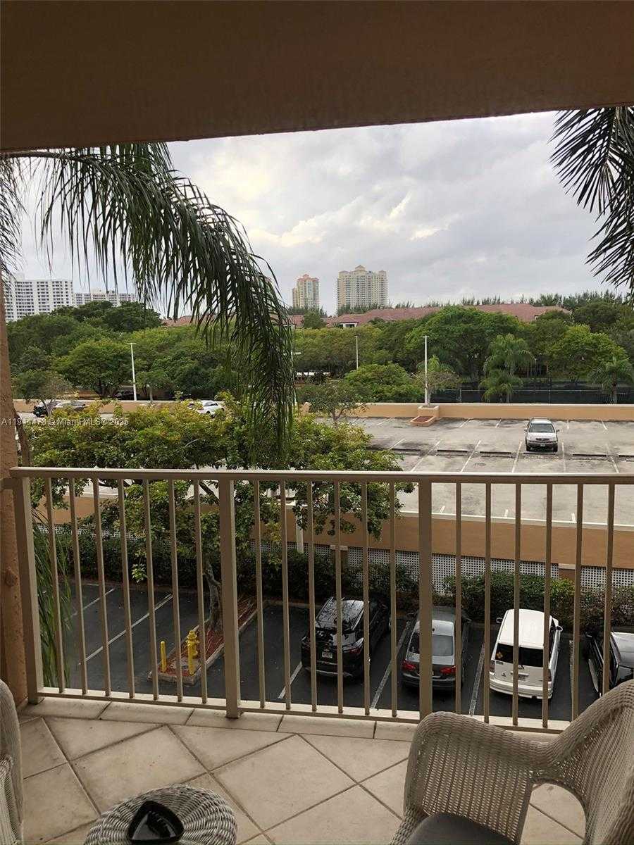 Small Image of 19655 EAST COUNTRY CLUB DR #6405, Aventura Number 32