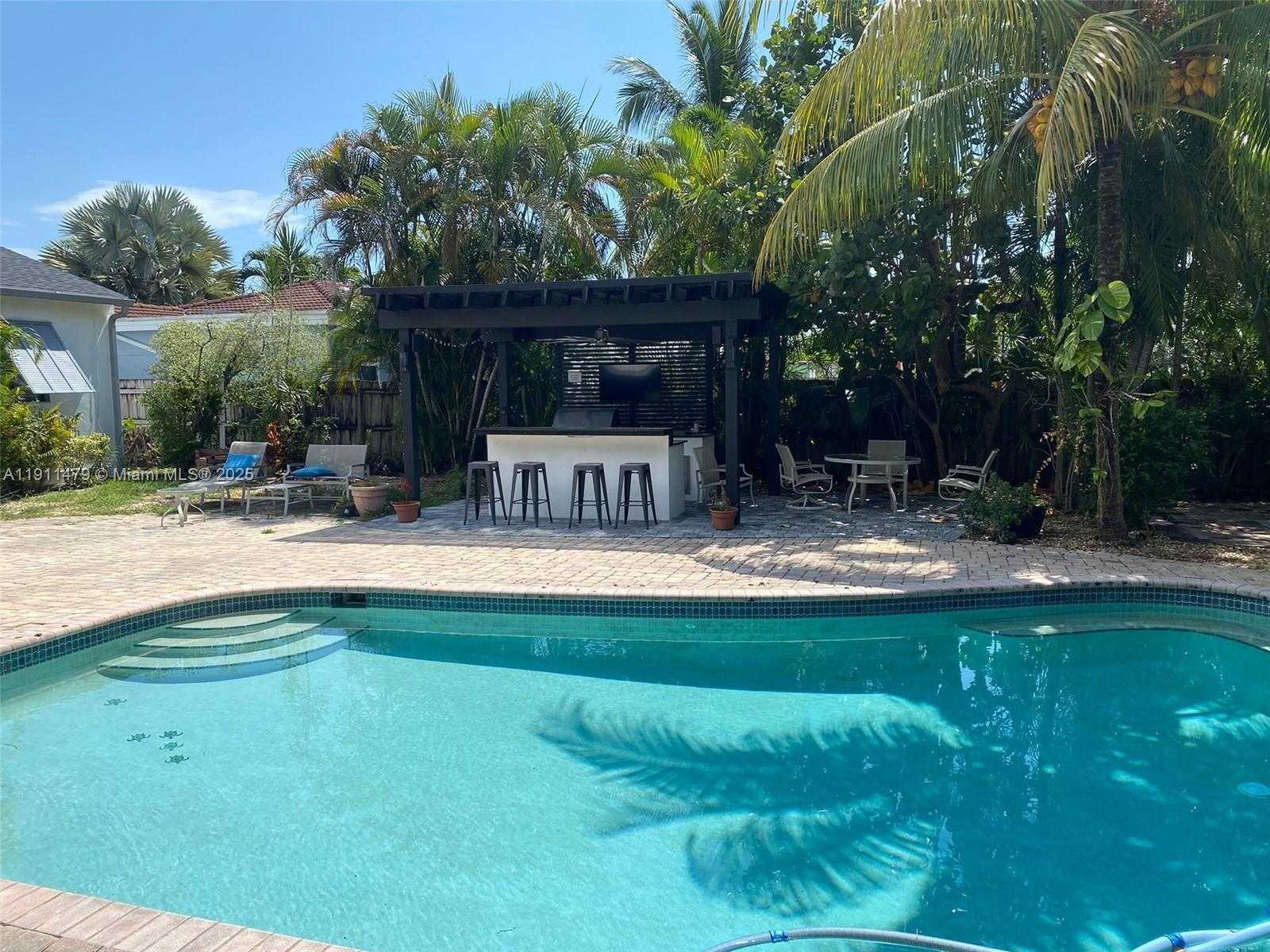 Small Image of 1516 FUNSTON ST, Hollywood Number 4