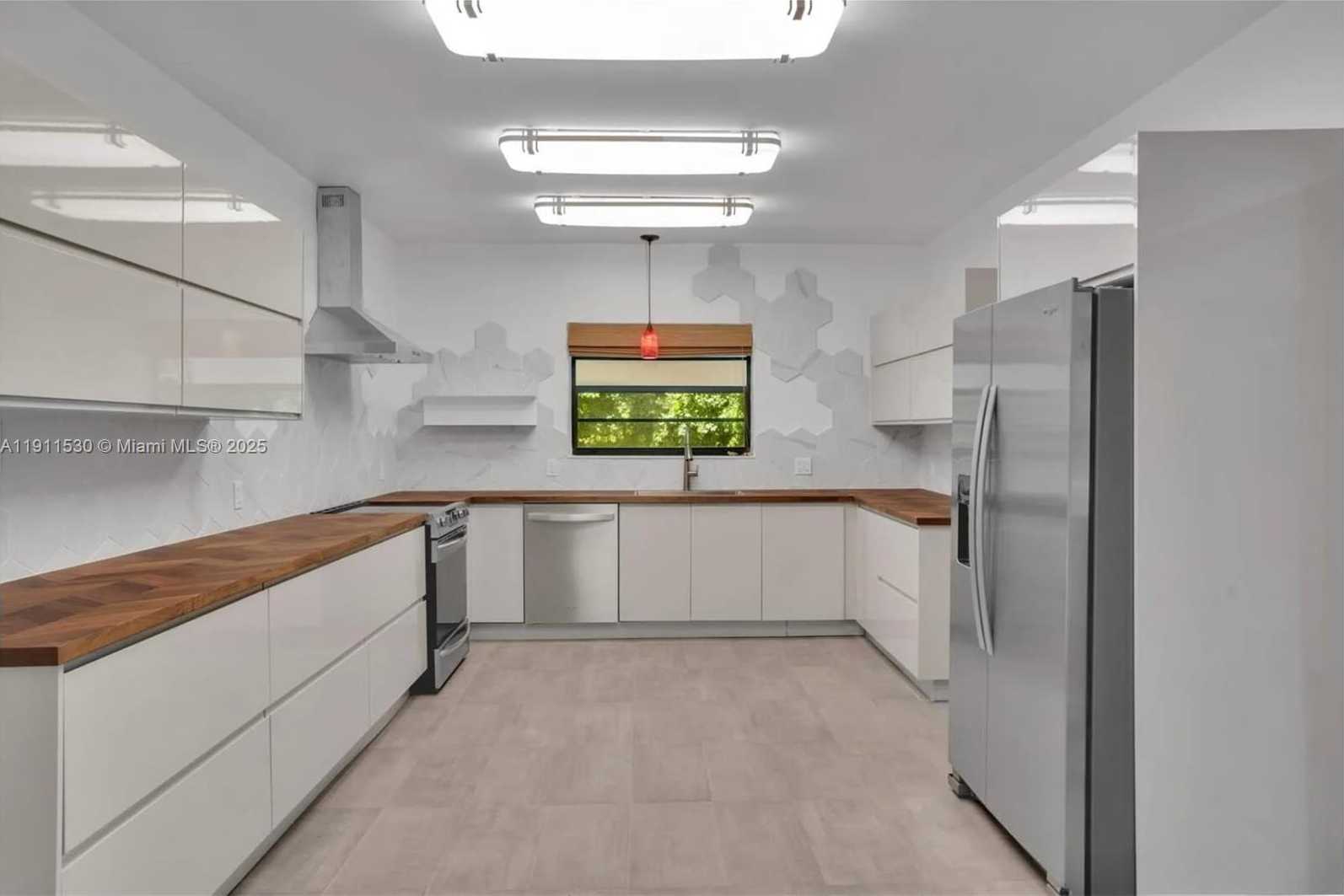 Small Image of 118 EAST 3RD CT, Miami Beach Number 10
