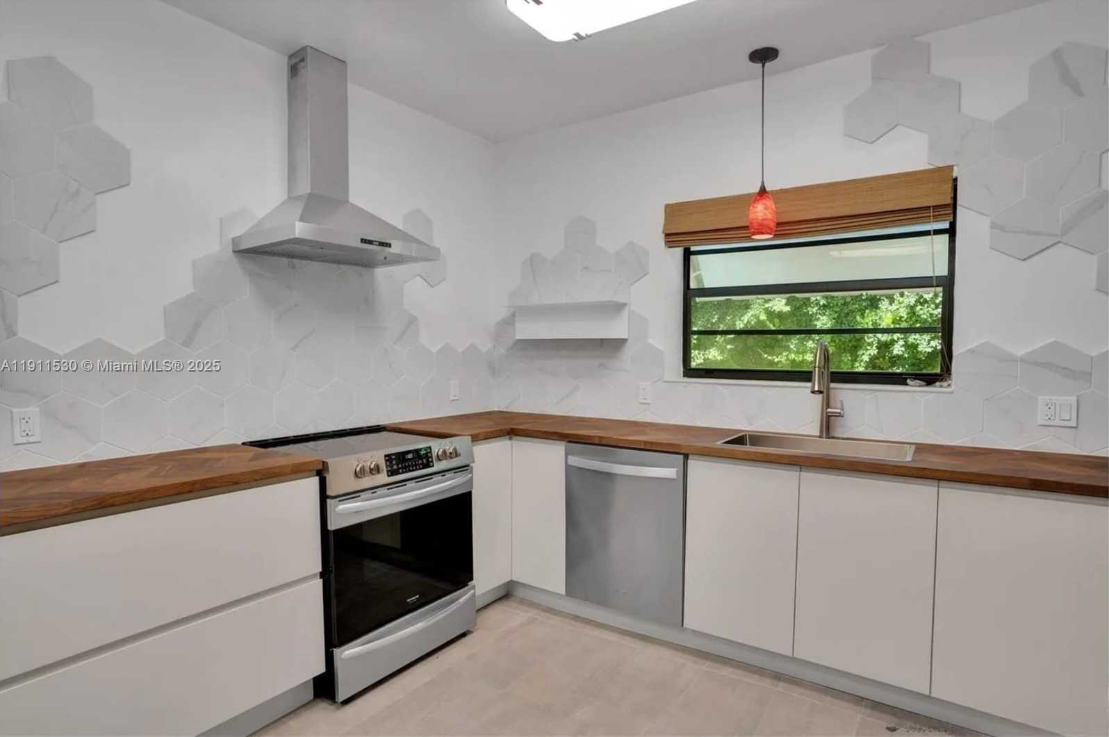 Small Image of 118 EAST 3RD CT, Miami Beach Number 11