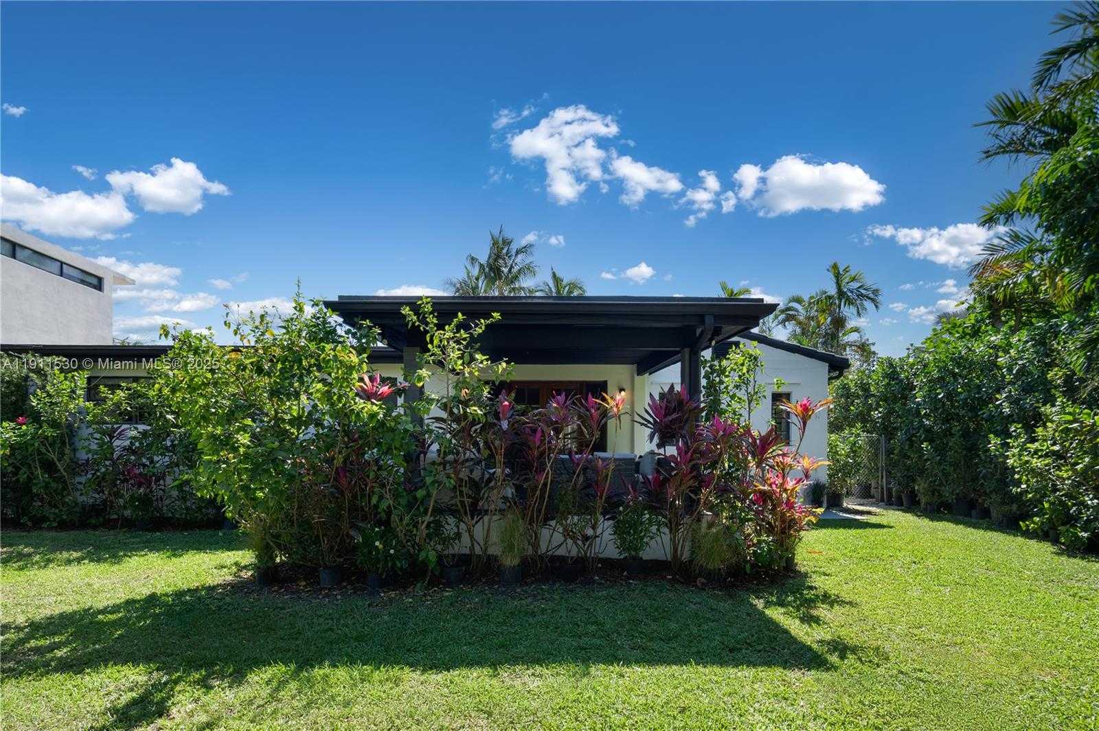 Small Image of 118 EAST 3RD CT, Miami Beach Number 5