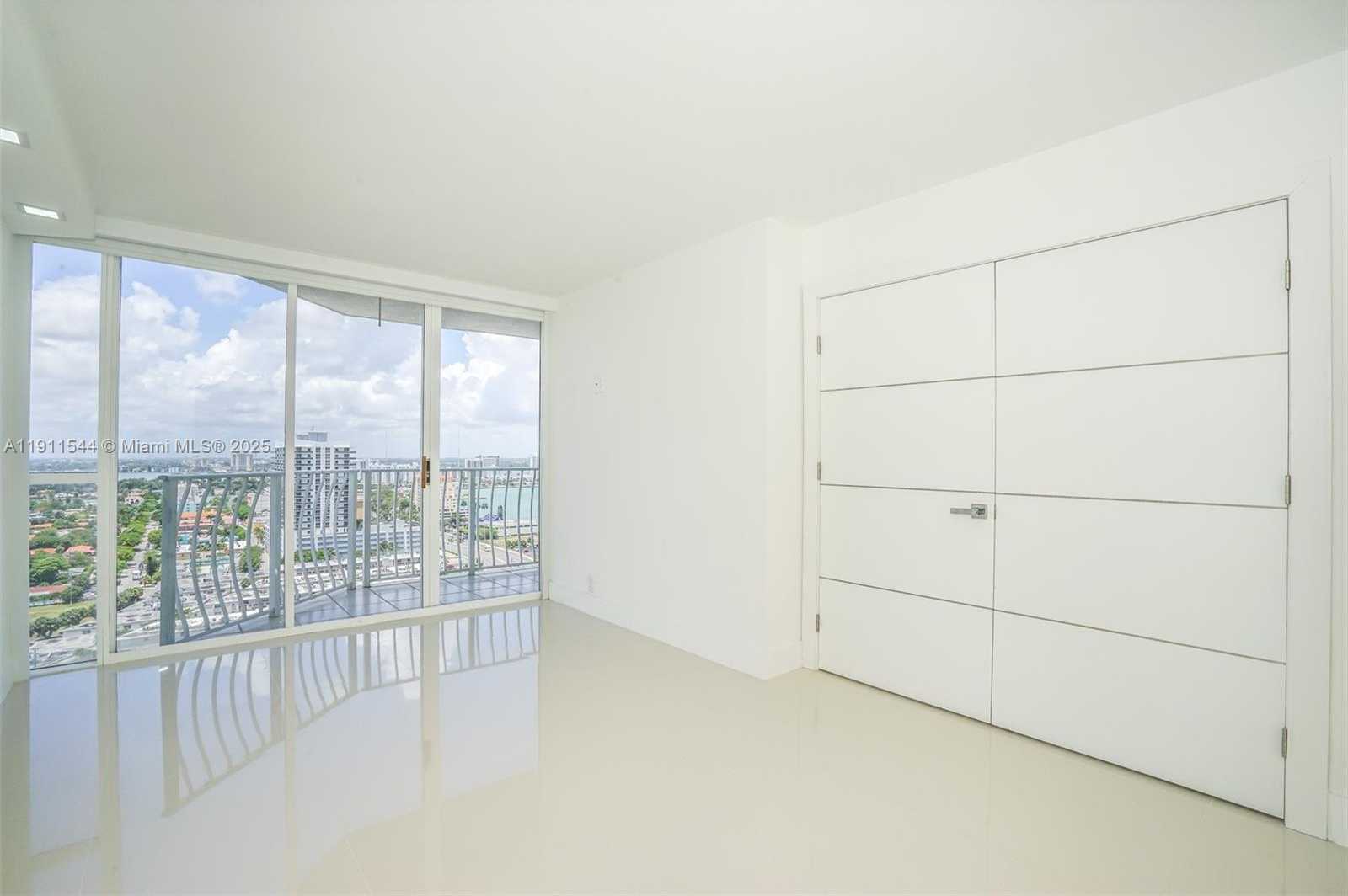 Small Image of 7601 EAST TREASURE DR #2301, North Bay Village Number 22