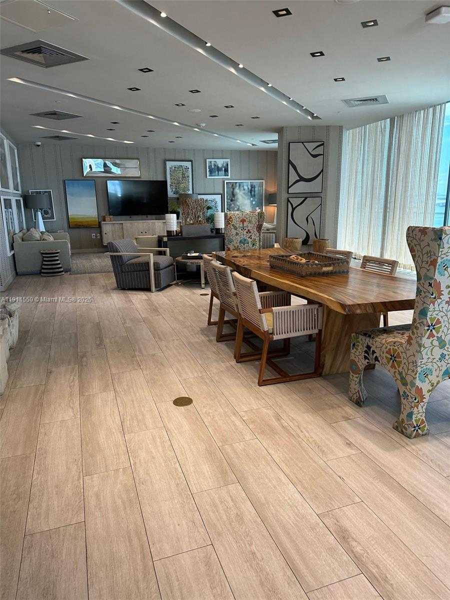 Small Image of 2900 NORTH EAST 7TH AVE #2708, Miami Number 24