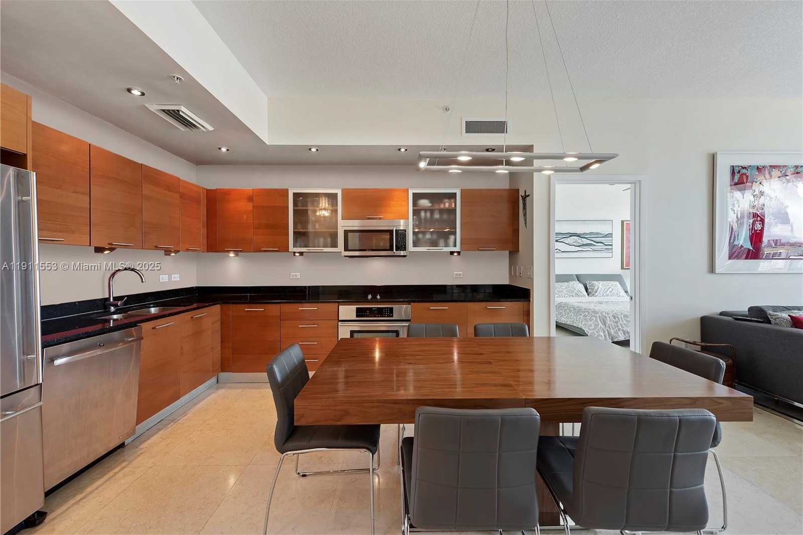 Small Image of 3470 EAST COAST AVE #H1809, Miami Number 2