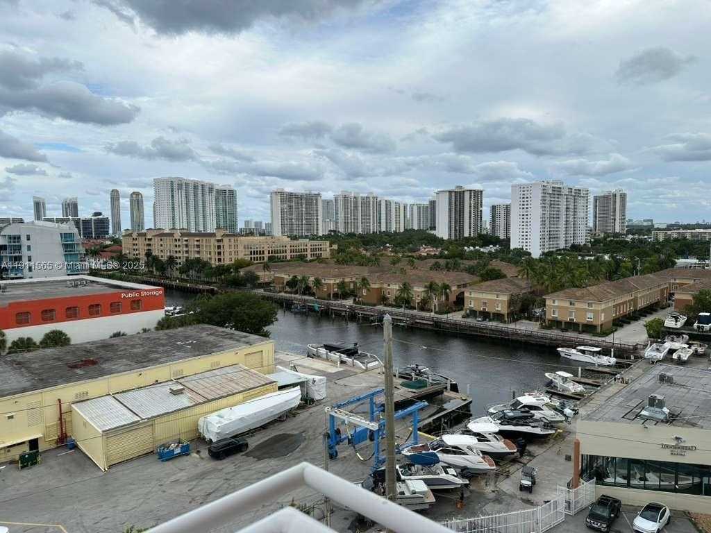 Small Image of 18800 NORTH EAST 29TH AVE #913, Aventura Number 13