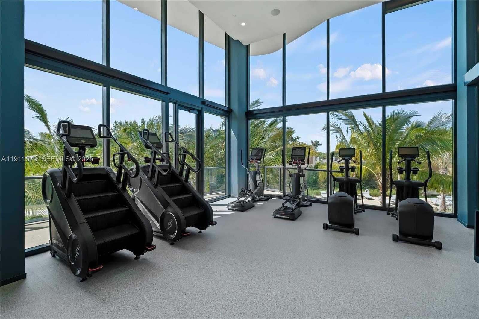 Small Image of 101 DIPLOMAT PKWY #2605, Hallandale Beach Number 35