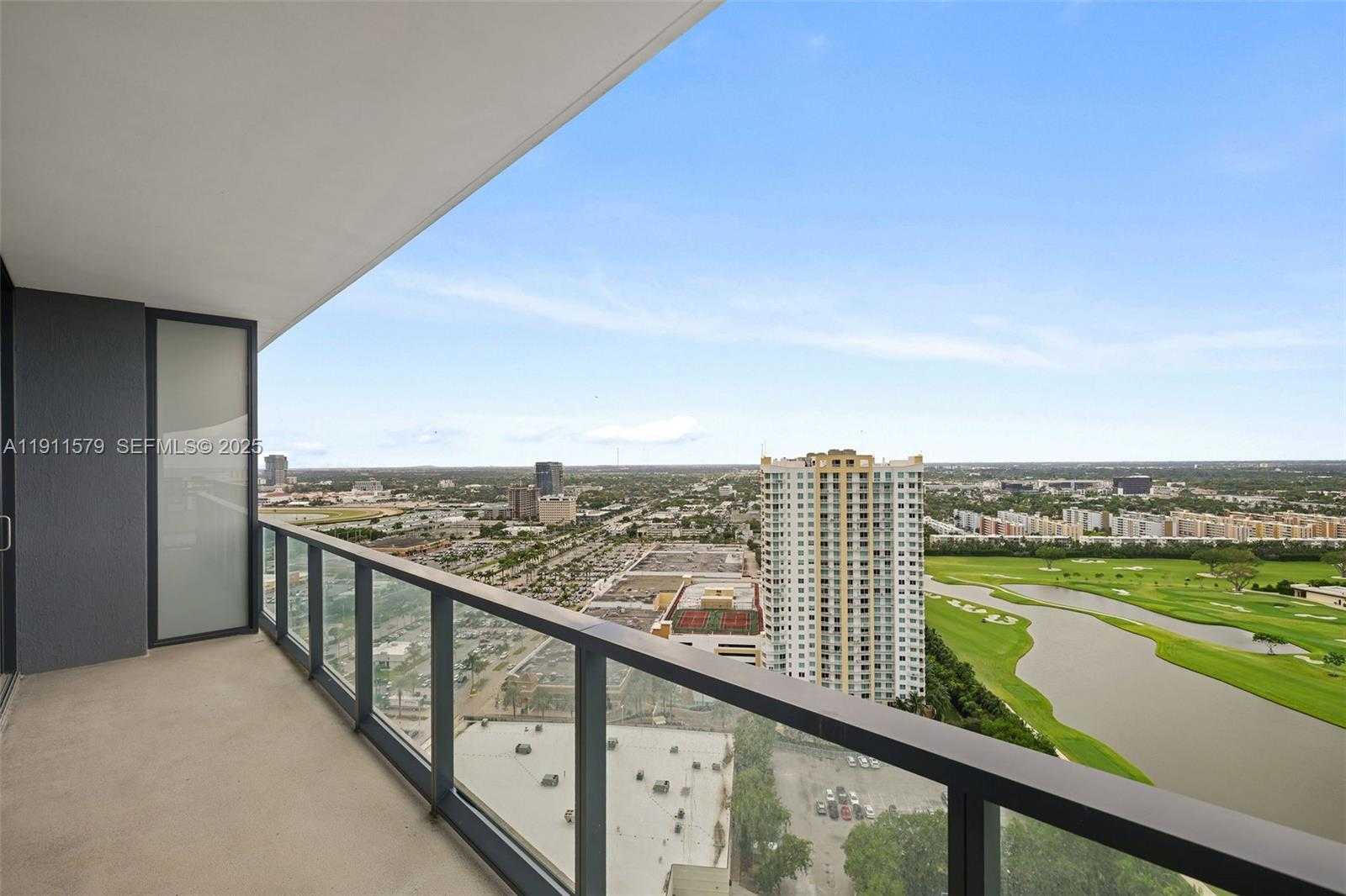 Small Image of 101 DIPLOMAT PKWY #2605, Hallandale Beach Number 7