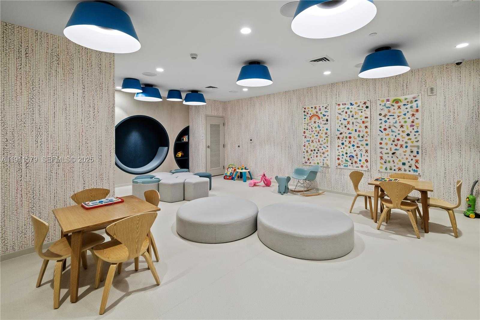 Small Image of 101 DIPLOMAT PKWY #2605, Hallandale Beach Number 70