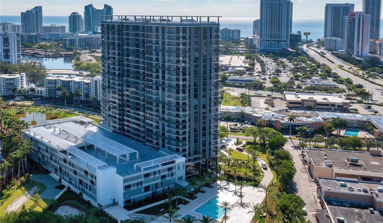 Small Image of 101 DIPLOMAT PKWY #2605, Hallandale Beach Number 87