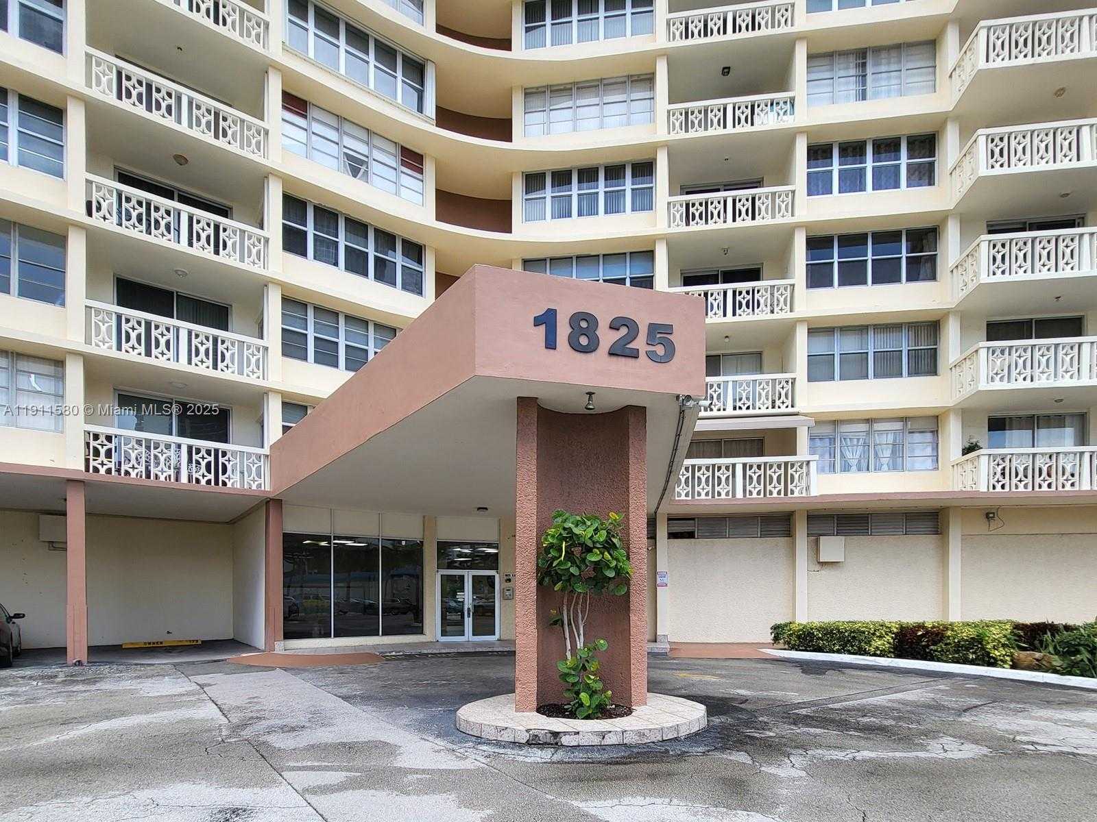 Small Image of 1825 SOUTH OCEAN DR #206, Hallandale Beach Number 19