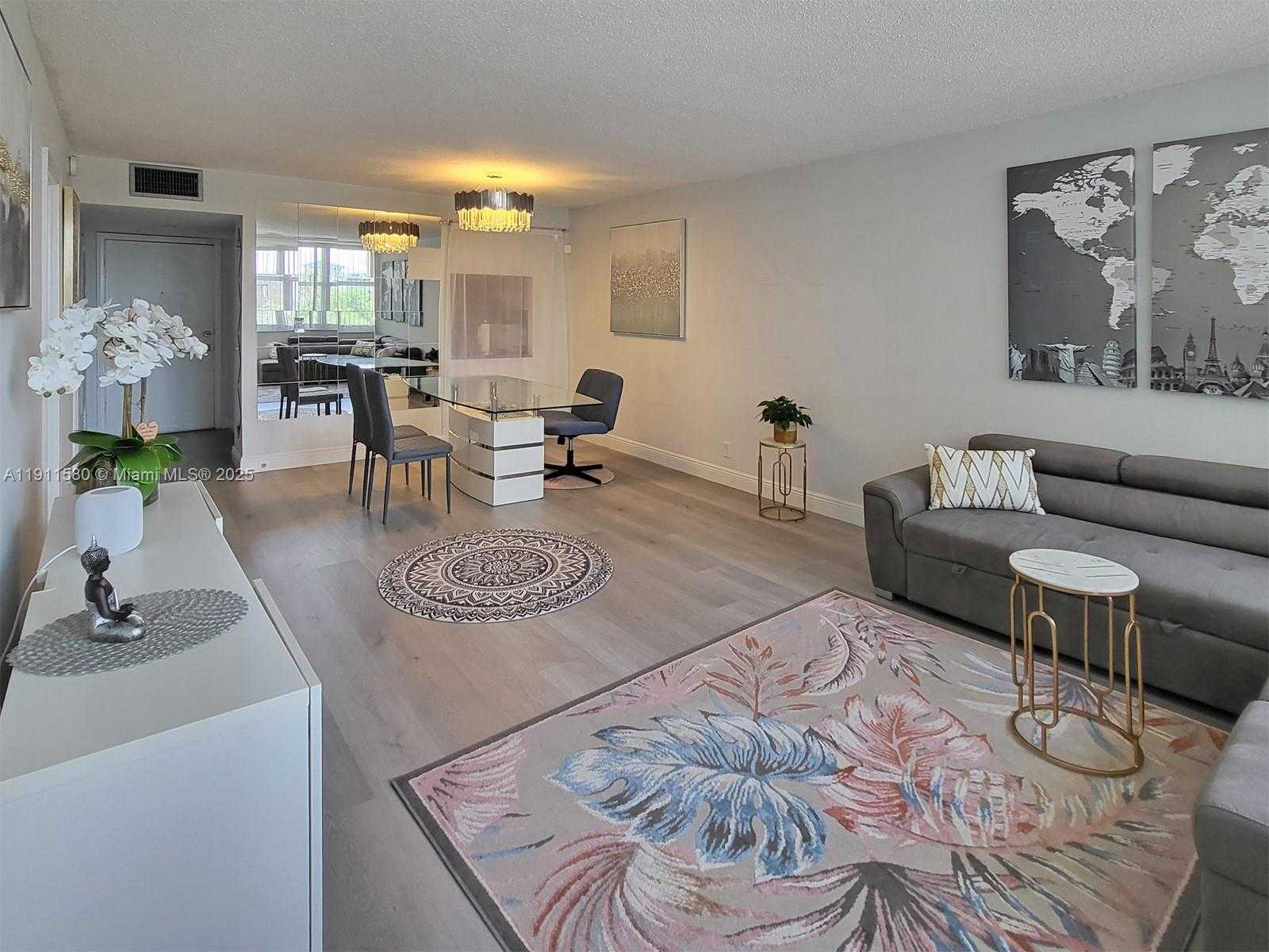 Small Image of 1825 SOUTH OCEAN DR #206, Hallandale Beach Number 5